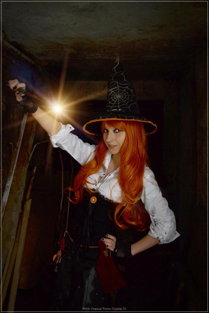 witch original vision cosplay 05