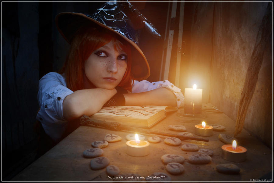 witch original vision cosplay 07