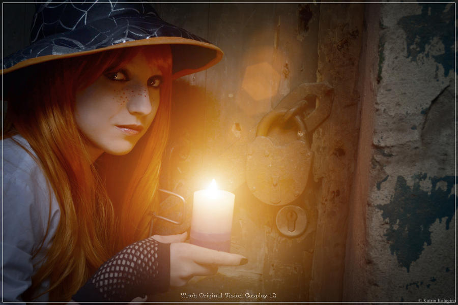 witch original vision cosplay 12