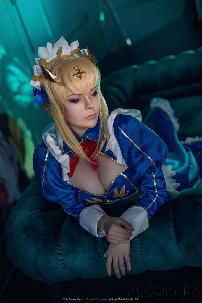 Fate Grand Order - Artoria Pendragon (Saber) (Maid) Cosplay - soft focus shot