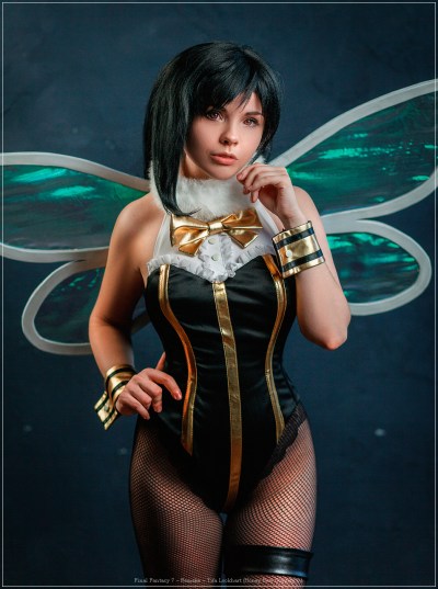 Final Fantasy 7 - Remake - Tifa Lockhart (Honey Bee) Cosplay