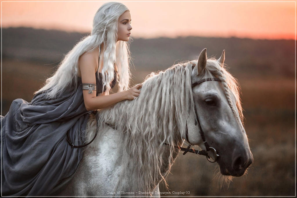 Game of Thrones - Daenerys Targaryen Cosplay - recreation