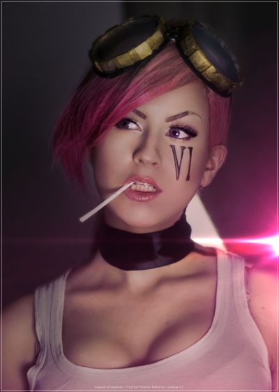 League of Legends - Vi (The Piltover Enforcer) Cosplay