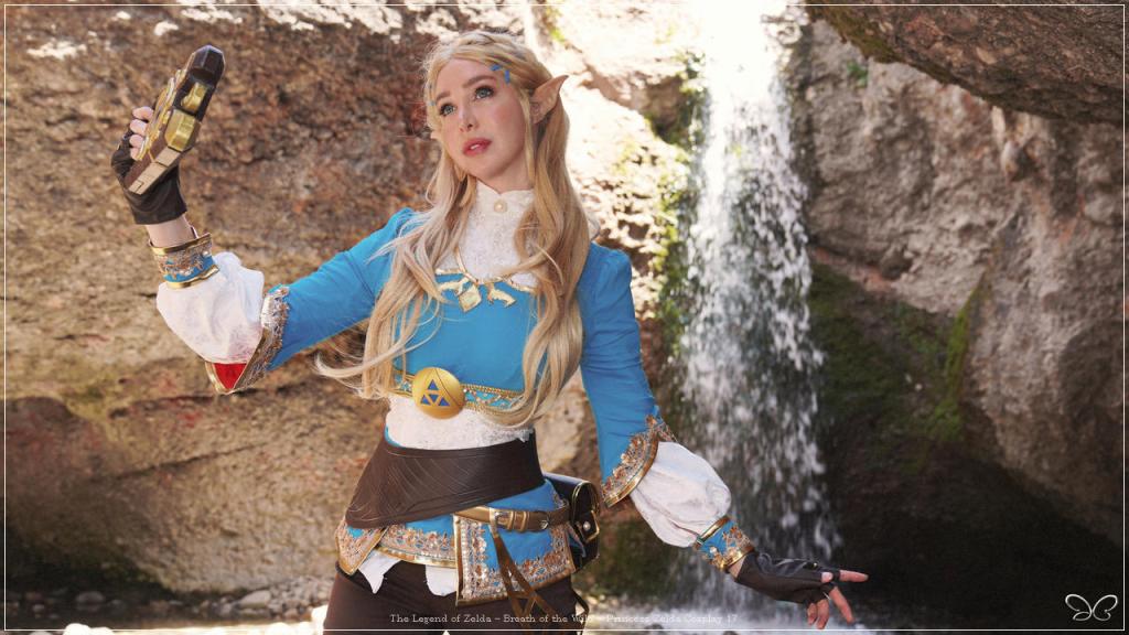 The Legend of Zelda - Breath of the Wild - Princess Zelda Cosplay - portrait photo The Legend of Zelda - Breath of the Wild - Princess Zelda Cosplay - portrait photo