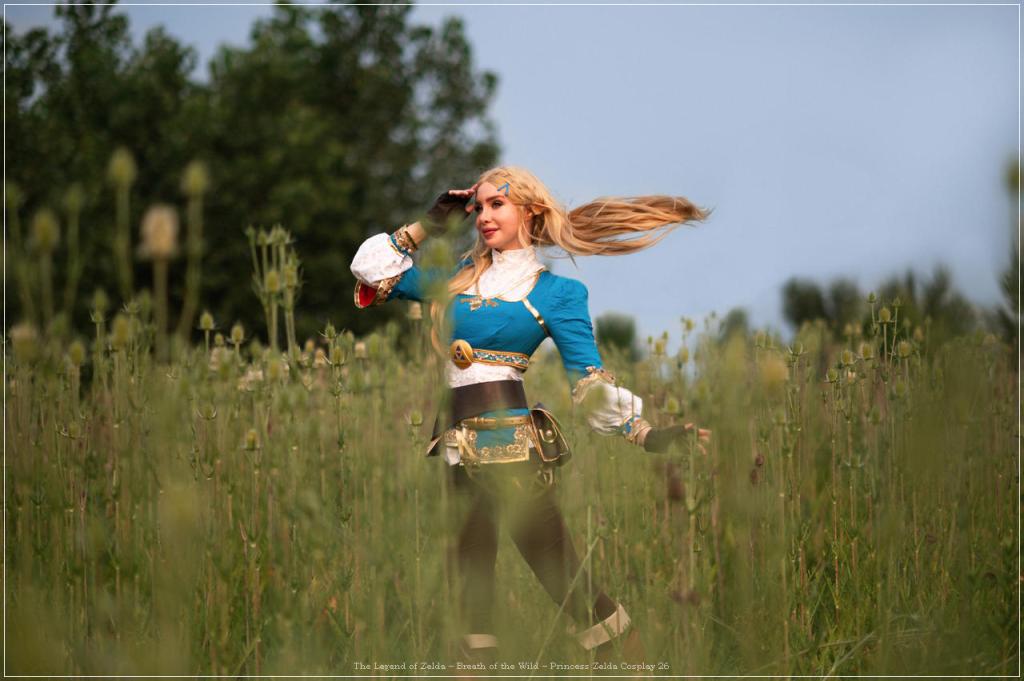 The Legend of Zelda - Breath of the Wild - Princess Zelda Cosplay - costume portrait The Legend of Zelda - Breath of the Wild - Princess Zelda Cosplay - costume portrait