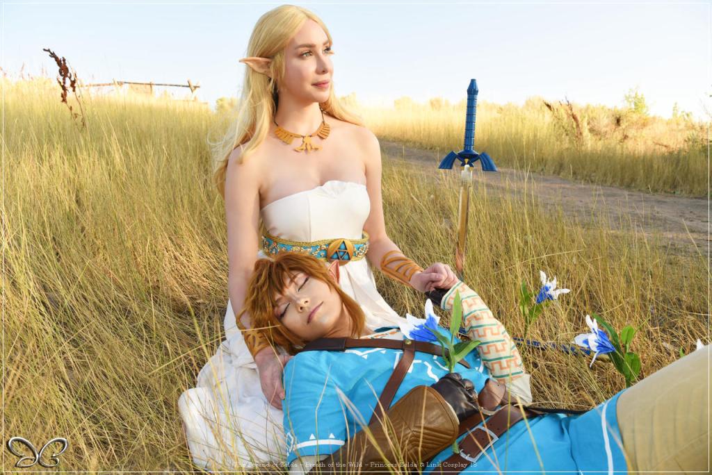 The Legend of Zelda - Breath of the Wild - Princess Zelda &amp; Link Cosplay - costume portrait