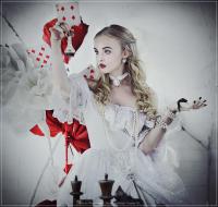 Alice in Wonderland - Alice Kingsleigh Cosplay