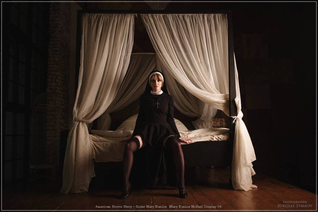American Horror Story - Sister Mary Eunice (Mary Eunice McKee) Cosplay - costume show American Horror Story - Sister Mary Eunice (Mary Eunice McKee) Cosplay - costume show