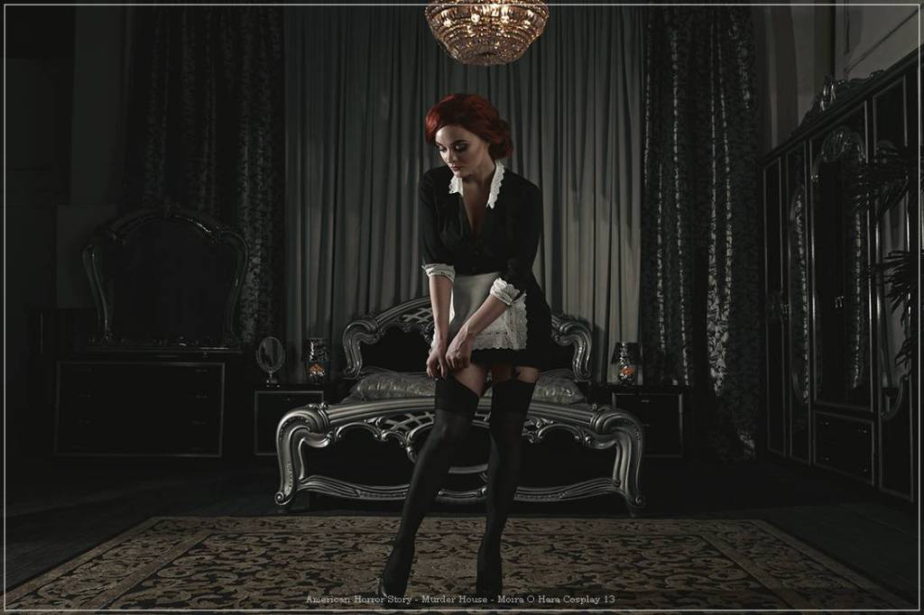 American Horror Story - Murder House - Moira O Hara Cosplay - authentic view American Horror Story - Murder House - Moira O Hara Cosplay - authentic view