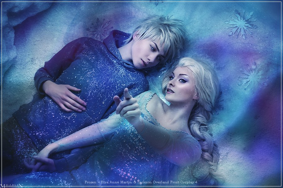 Frozen - Elsa Anne Martin & Jackson Overland Frost Cosplay - costume show Frozen - Elsa Anne Martin & Jackson Overland Frost Cosplay - costume show