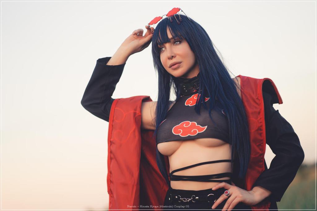 Naruto - Hinata Hyuga (Akatsuki) Cosplay - elegant character representation