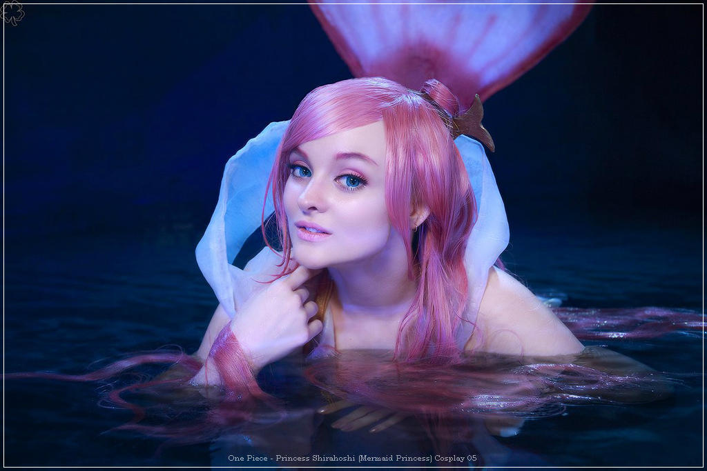 One Piece - Princess Shirahoshi (Mermaid Princess) Cosplay - character analysis