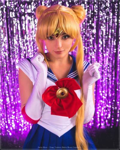 Sailor Moon - Usagi Tsukino (Sailor Moon) Cosplay