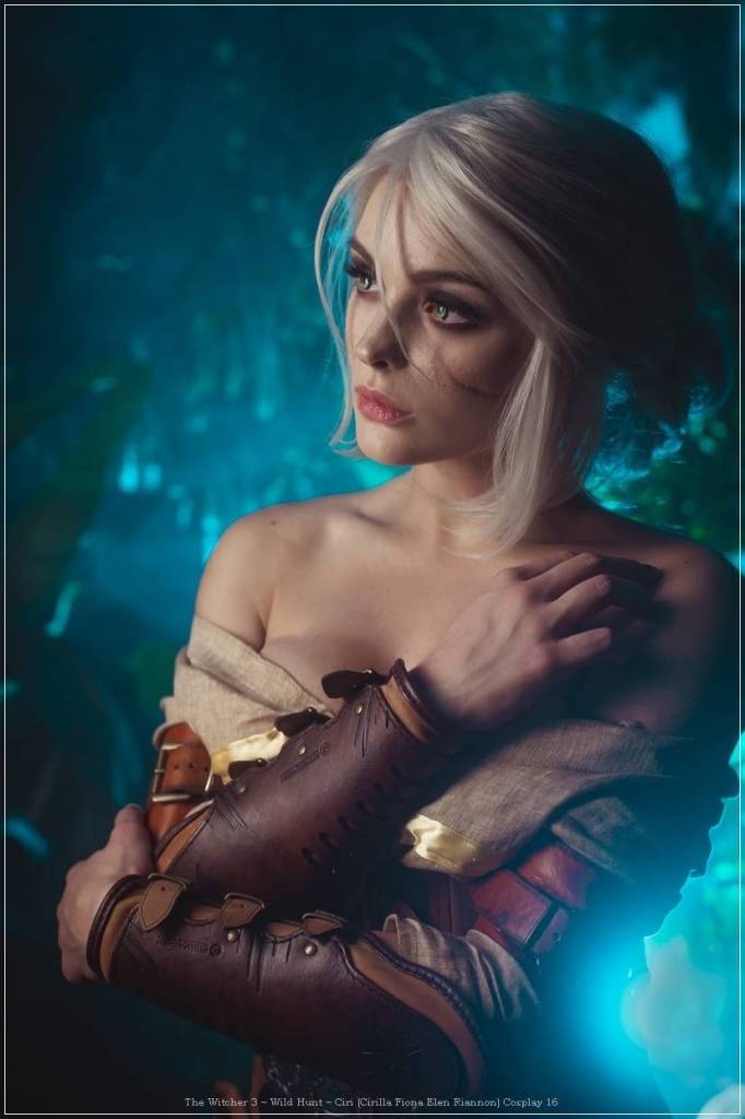 The Witcher 3 - Wild Hunt - Ciri (Cirilla Fiona Elen Riannon) Cosplay - costume show The Witcher 3 - Wild Hunt - Ciri (Cirilla Fiona Elen Riannon) Cosplay - costume show