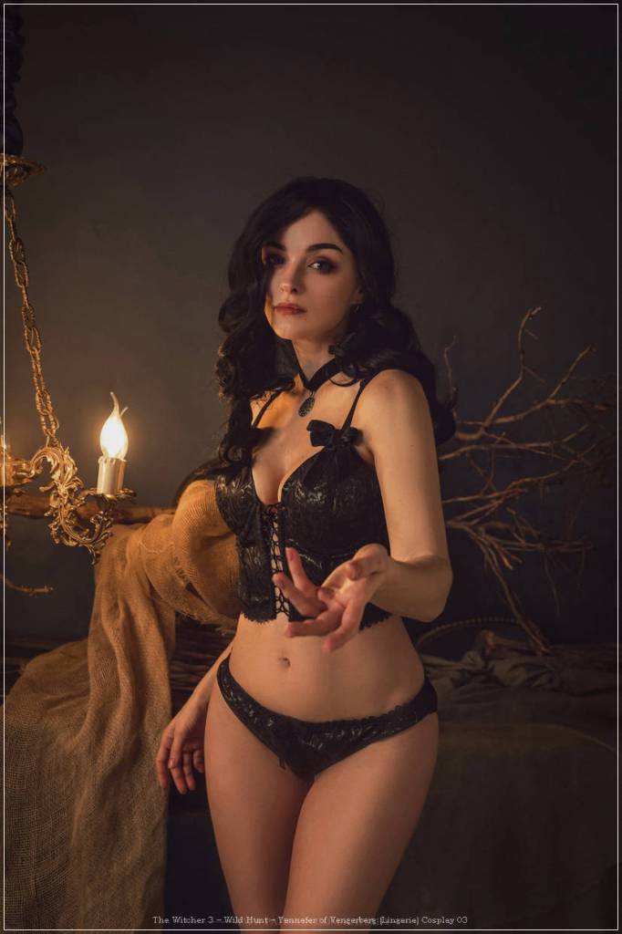 The Witcher 3 - Wild Hunt - Yennefer of Vengerberg (Lingerie) Cosplay - seductive vision