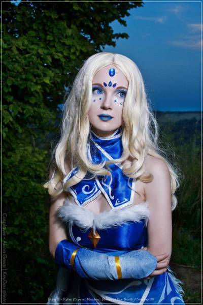 Dota 2 - Rylai (Crystal Maiden) (Heart of the North) Cosplay