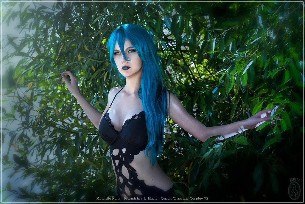 my little pony friendship is magic queen chrysalis cosplay 02 1