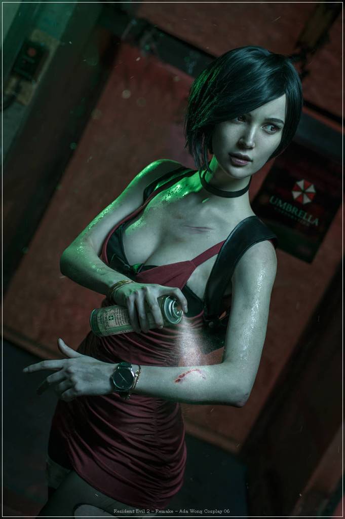Resident Evil 2 - Remake - Ada Wong Cosplay - artistic framing Resident Evil 2 - Remake - Ada Wong Cosplay - artistic framing