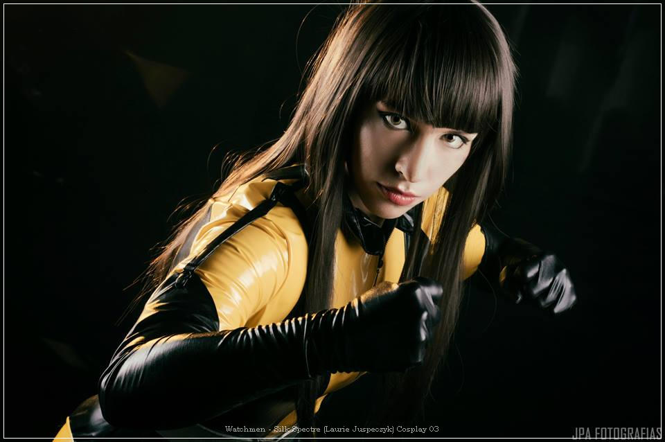 Watchmen - Silk Spectre (Laurie Juspeczyk) Cosplay - soft focus shot Watchmen - Silk Spectre (Laurie Juspeczyk) Cosplay - soft focus shot