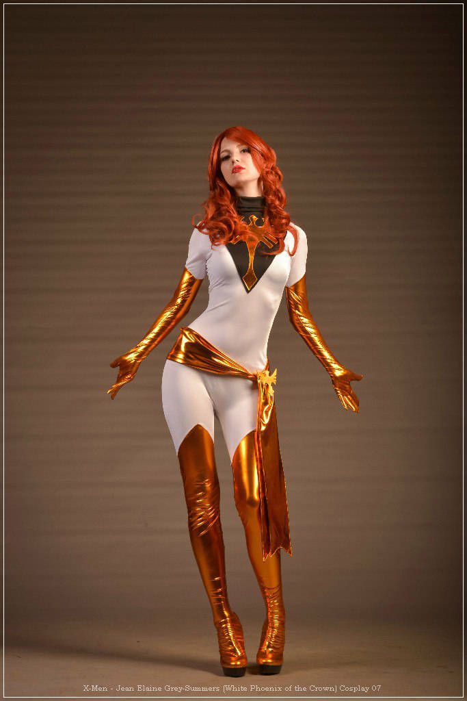 X-Men - Jean Elaine Grey-Summers (White Phoenix of the Crown) Cosplay costume showcase portrait