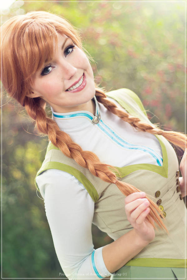 Frozen - Anna of Arendelle Cosplay - full length photo Frozen - Anna of Arendelle Cosplay - full length photo
