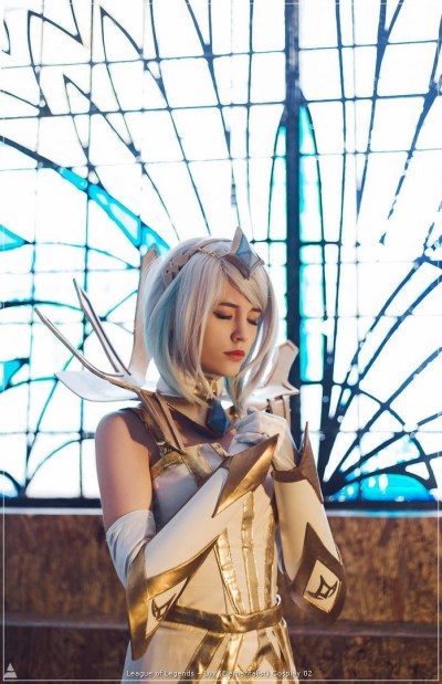 League of Legends - Lux (Elementalist) Cosplay