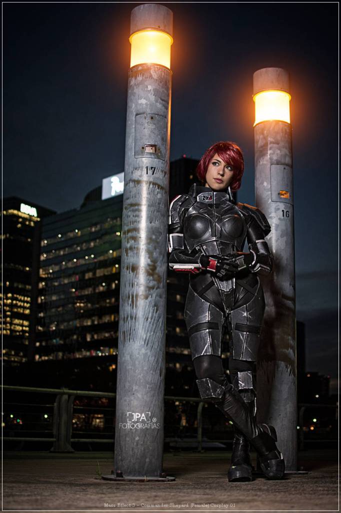 Mass Effect 3 - Commander Shepard (Female) Cosplay - costume portrait