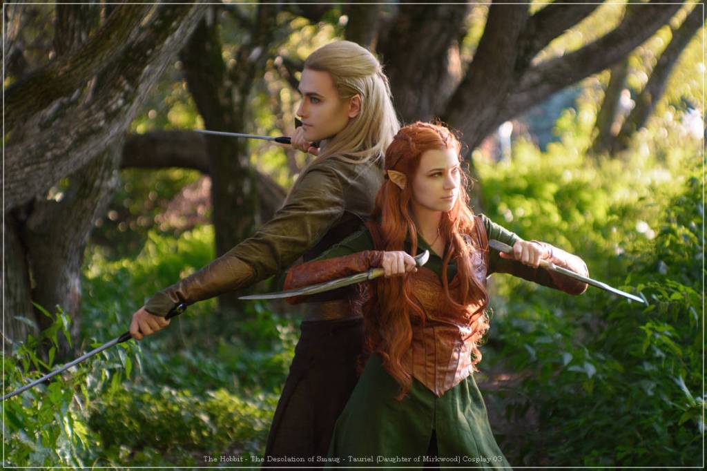 The Hobbit - The Desolation of Smaug - Tauriel &amp; Legolas Cosplay - costume portrait