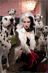One Hundred and One Dalmatians - Cruella (Cruella De Vil) Cosplay