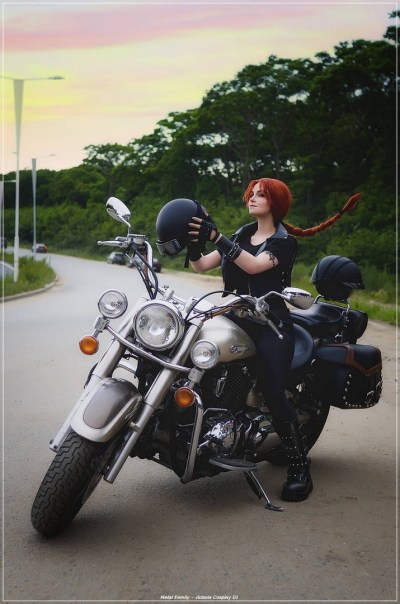 Metal Family - Victoria Cosplay