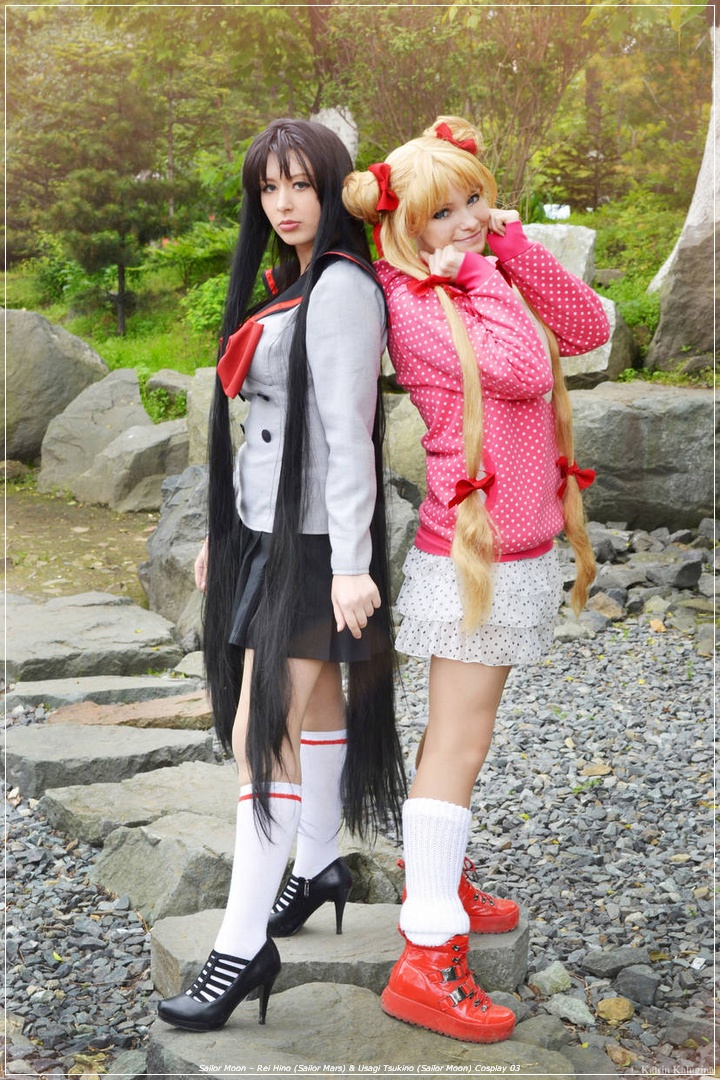 Sailor Moon - Rei Hino (Sailor Mars) &amp; Usagi Tsukino (Sailor Moon) Cosplay - cosplay study