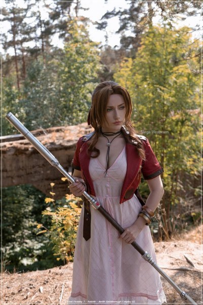 Final Fantasy 7 - Rebirth - Aerith Gainsborough Cosplay