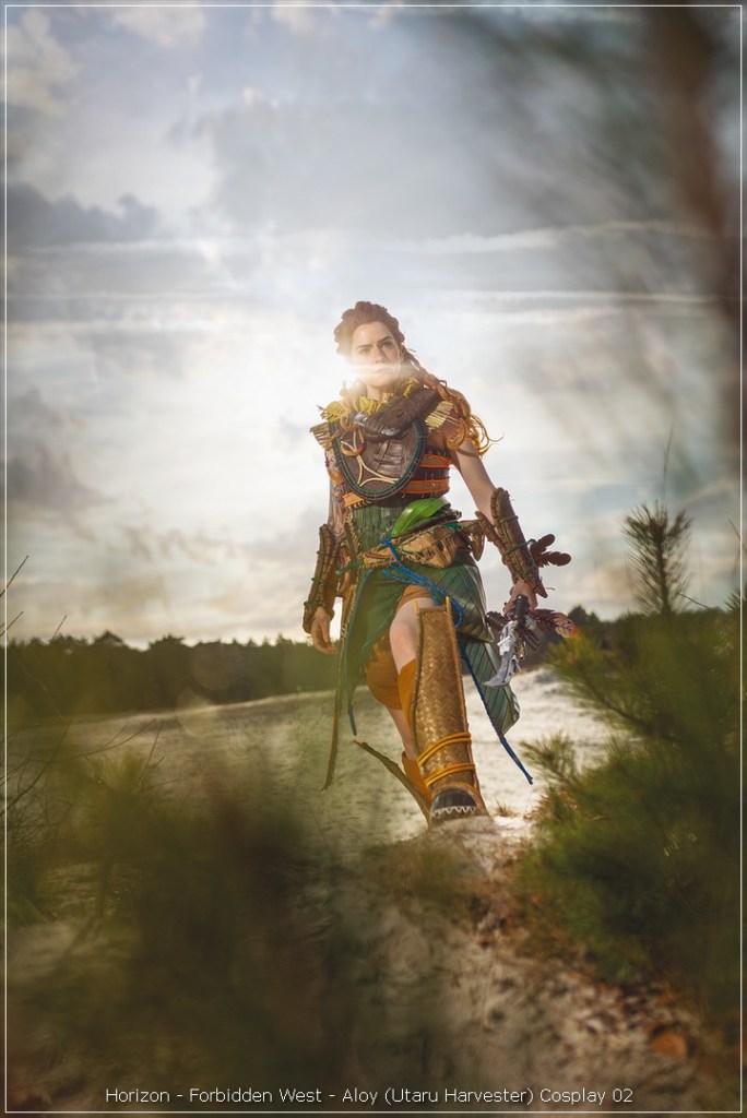 Horizon - Forbidden West - Aloy (Utaru Harvester) Cosplay - full body port. Horizon - Forbidden West - Aloy (Utaru Harvester) Cosplay - full body port.