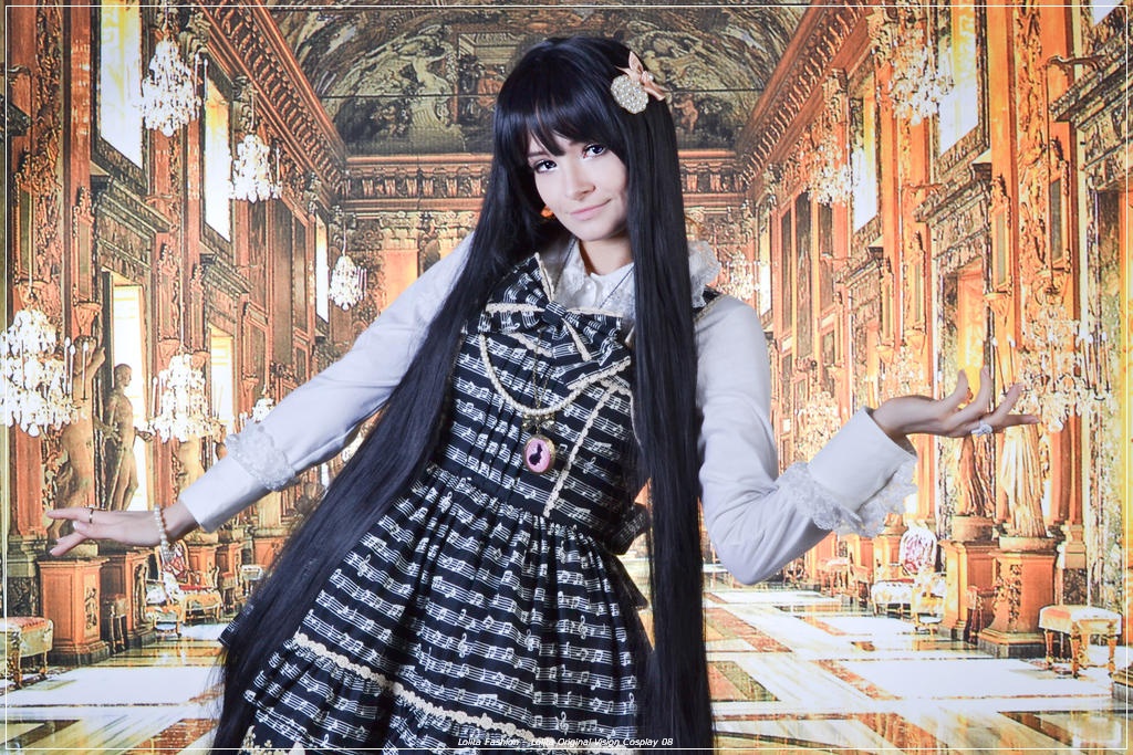 Lolita Fashion - Lolita Original Vision Cosplay - portrait photo