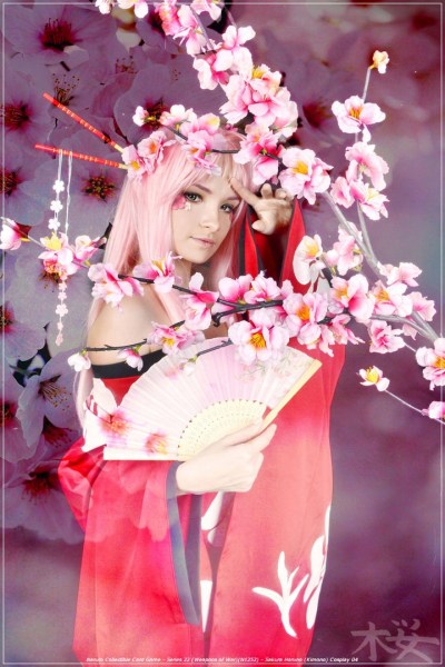 Naruto Collectible Card Game - Series 22 (Weapons of War)(N1252) - Sakura Haruno (Kimono) Cosplay