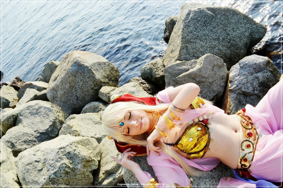 Ragnarok Online - Dancer Cosplay - light aesthetic photography