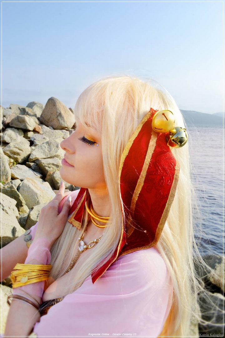 Ragnarok Online - Dancer Cosplay - authentic costume view