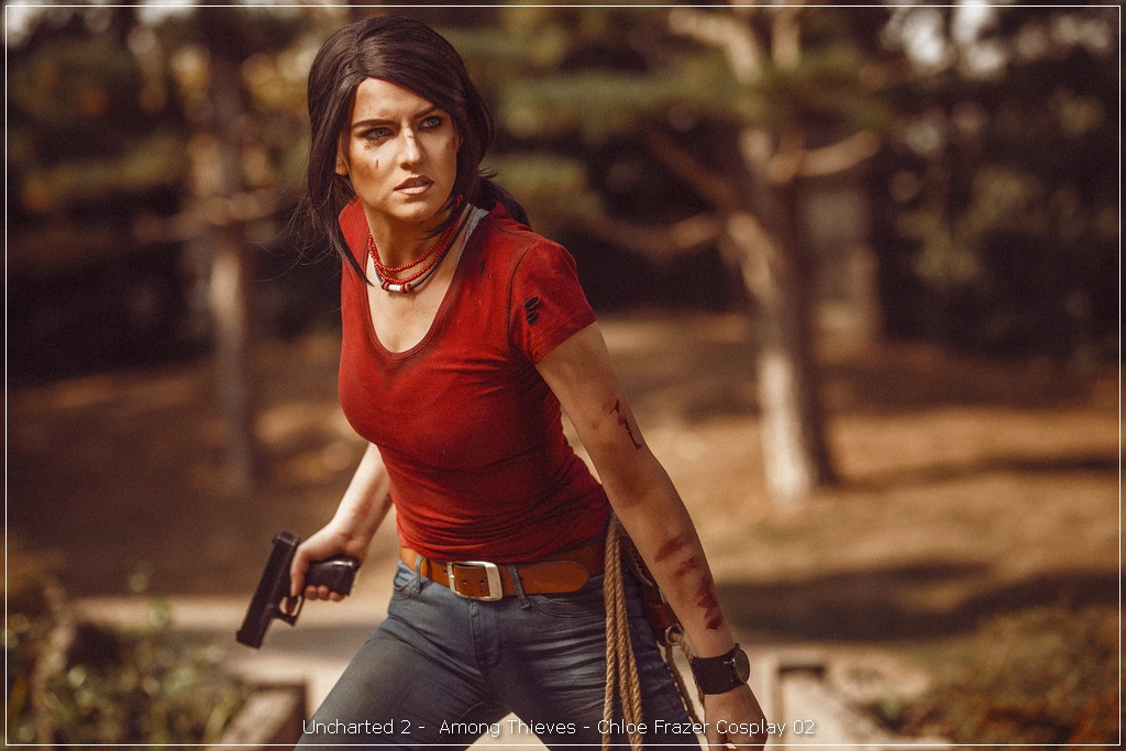 Uncharted 2 - Among Thieves - Chloe Frazer Cosplay - costume portrait