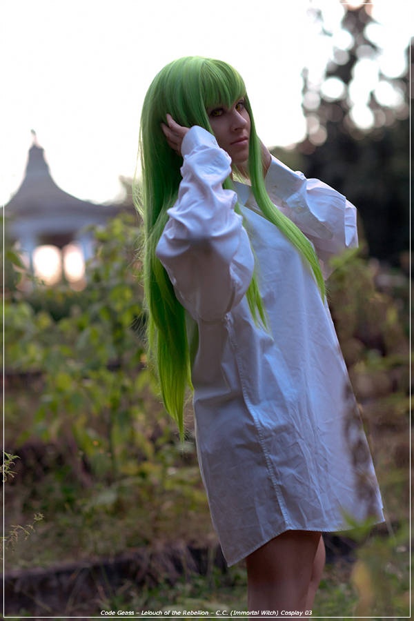 Code Geass - Lelouch of the Rebellion - C.C. (Immortal Witch) Cosplay - full length photo