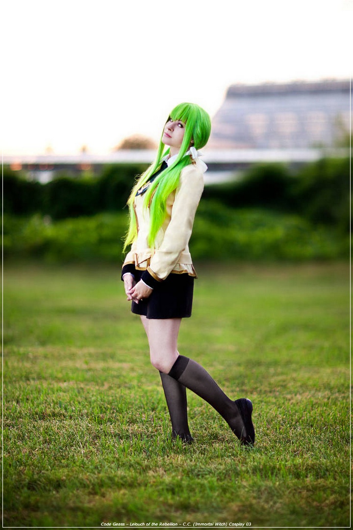 Code Geass - Lelouch of the Rebellion - C.C. (Immortal Witch) Cosplay - portrait photo