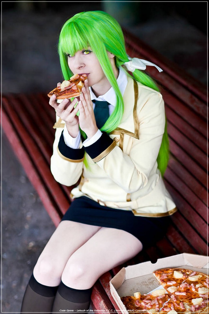 Code Geass - Lelouch of the Rebellion - C.C. (Immortal Witch) Cosplay - costume show