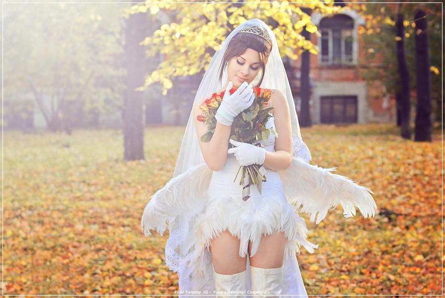 Final Fantasy 10 - Yuna (Wedding) Cosplay - inspired capture