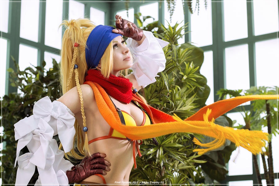 Final Fantasy 10-2 - Rikku Cosplay - soft focus costume shot