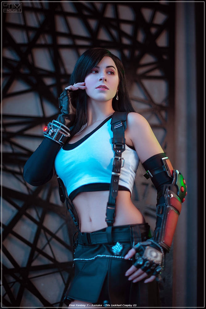 Final Fantasy 7 - Remake - Tifa Lockhart Cosplay - light aesthetic Final Fantasy 7 - Remake - Tifa Lockhart Cosplay - light aesthetic