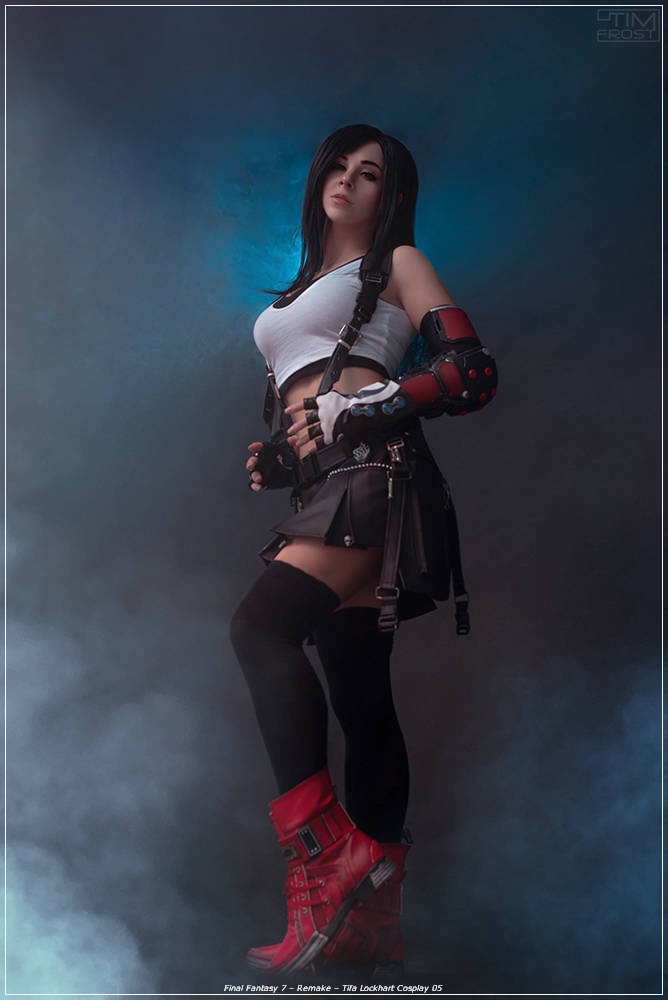 Final Fantasy 7 - Remake - Tifa Lockhart Cosplay - authentic view Final Fantasy 7 - Remake - Tifa Lockhart Cosplay - authentic view