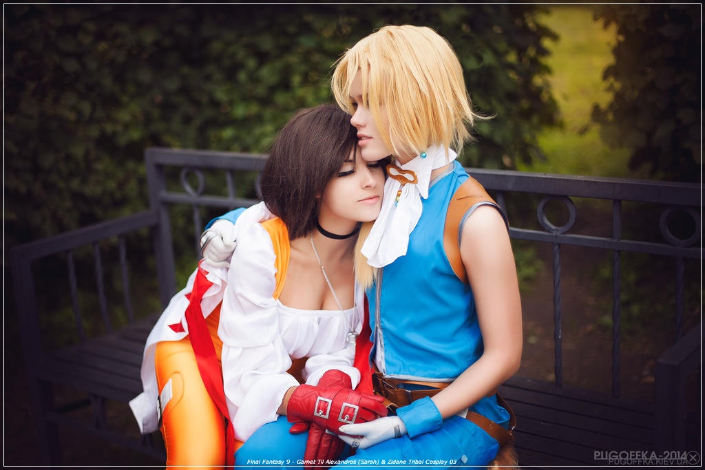 Final Fantasy 9 - Garnet Til Alexandros (Sarah) &amp; Zidane Tribal Cosplay - costume portrait