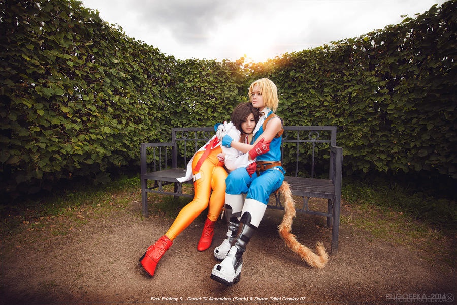 Final Fantasy 9 - Garnet Til Alexandros (Sarah) &amp; Zidane Tribal Cosplay - full length port.
