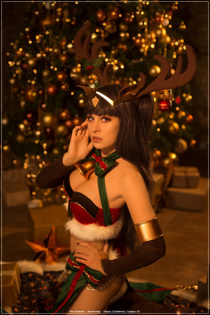 Fire Emblem Awakening Tharja Christmas Cosplay 03