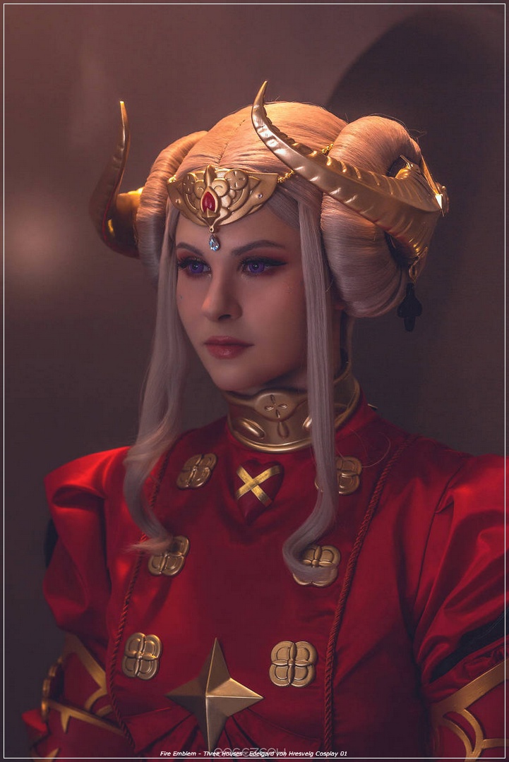 Fire Emblem Three Houses Edelgard von Hresvelg Cosplay 01