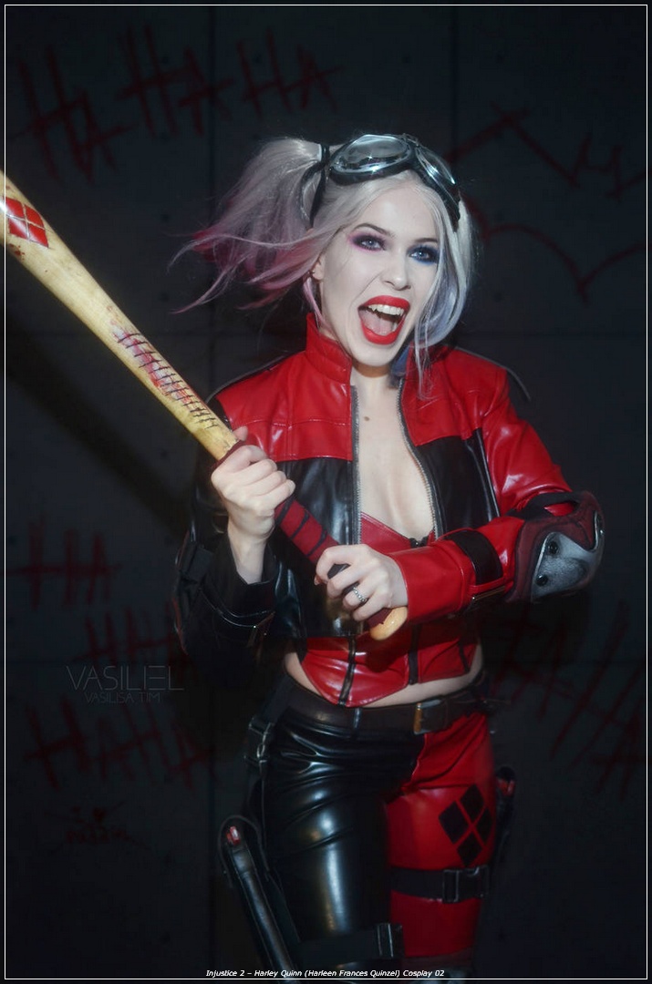 Injustice 2 - Harley Quinn (Harleen Frances Quinzel) Cosplay - soft focus shot